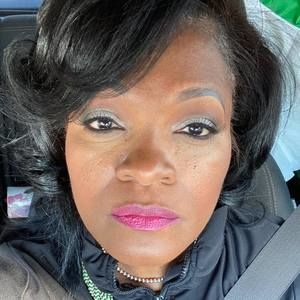 Meet your Posher, Joyce